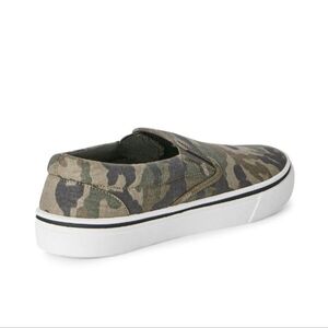 Men's Camouflage Slip On Shoes Size 7